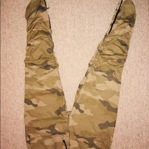 DIVD Supply (H&M) Size XL Zipper Pants